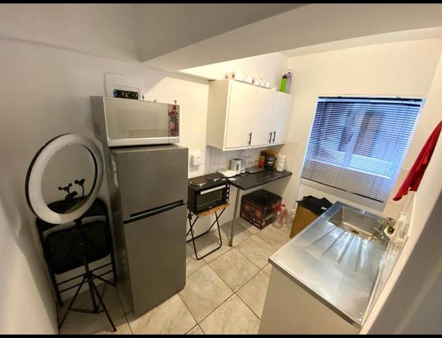 1 BEDROOM PROPERTY TO RENT IN ESPLANADE